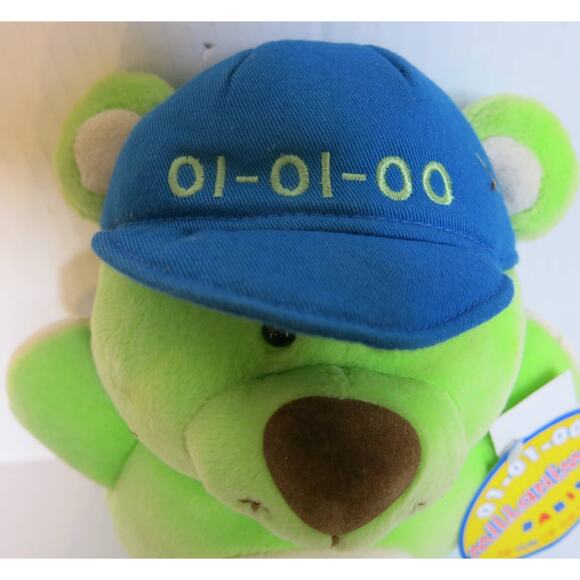 Commonwealth Y2K*NWT* MILLANIMALS Baby Marlon Teddy Bear 10" Green 01-01-00 Toy - Picture 2 of 7
